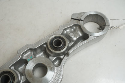 Snett uppifrån på Gaffelkrona från en Kawasaki VN 1700 Classic Tourer -2009 motorcykel.