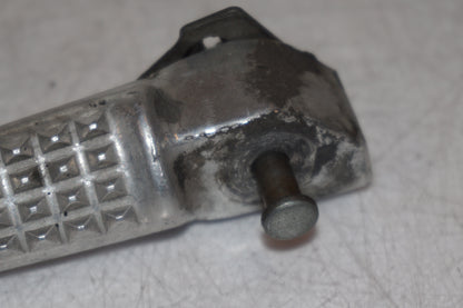 Extrabild1 på Fotpinne från en Honda VTR 1000 F -1997 motorcykel.