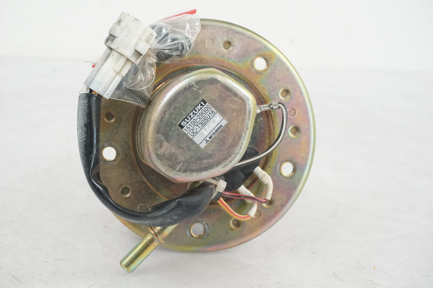 Vänster sida på Bensinpump insprut från en Suzuki GSX-R 600 -2004 motorcykel.