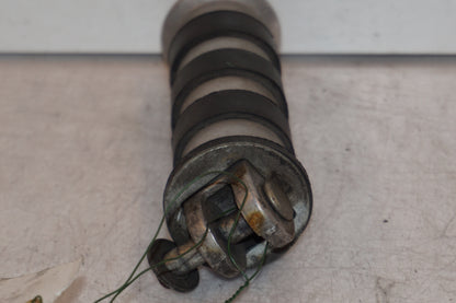 Vänster sida på Fotpinne från en Honda VT 1100 C -2000 motorcykel.