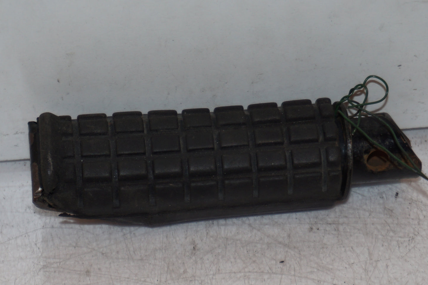 Framsidan på Fotpinne från en Honda CBR 1000 F -1987 motorcykel.