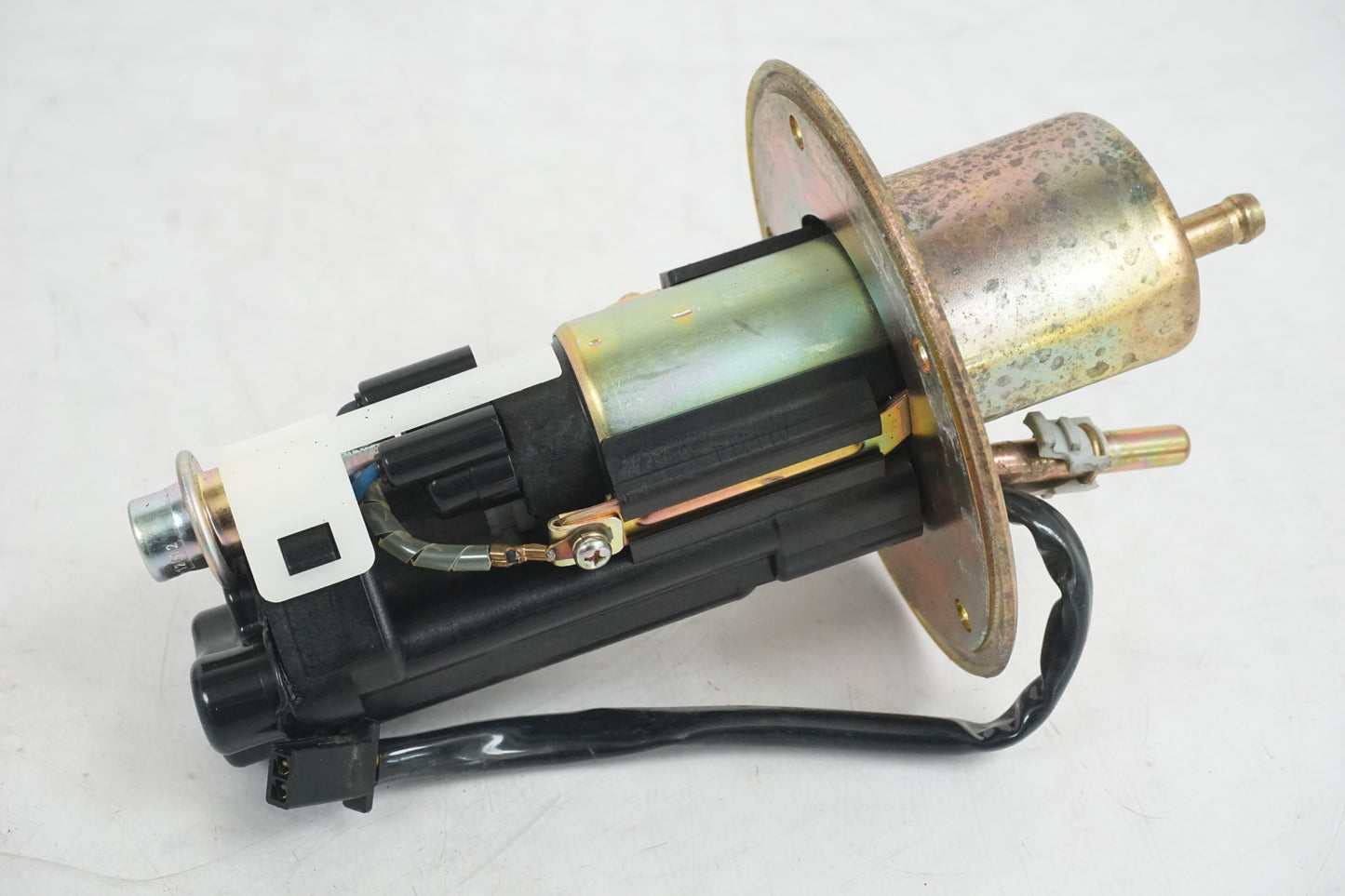 Framsidan på Bensinpump insprut från en Suzuki GSX 1400 -2002 motorcykel.