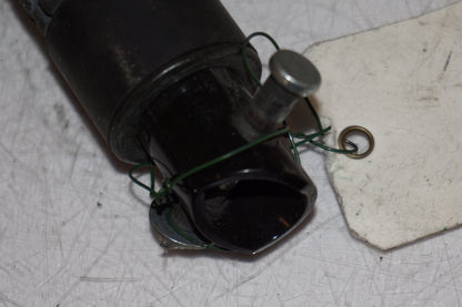 Snett uppifrån på Fotpinne från en Honda CB 900 F Hornet -2002 motorcykel.