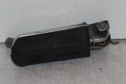 Framsidan på Fotpinne från en Honda VTR 1000 F -1997 motorcykel.