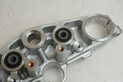 Snett uppifrån på Gaffelkrona från en Suzuki GSX 1400 -2003 motorcykel.