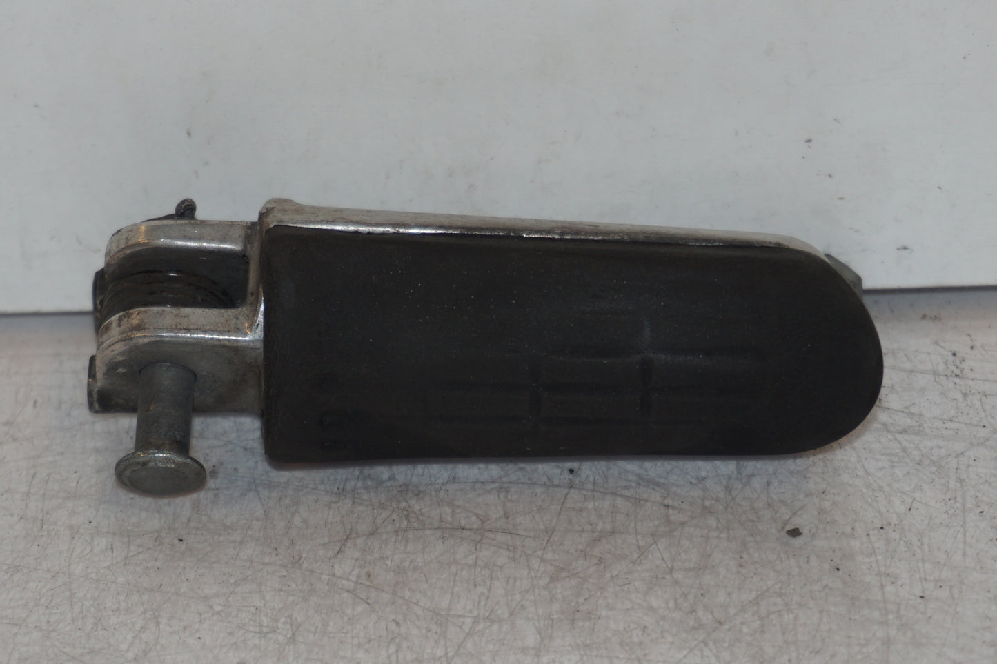 Framsidan på Fotpinne från en Honda CBR 1000 F -1993 motorcykel.