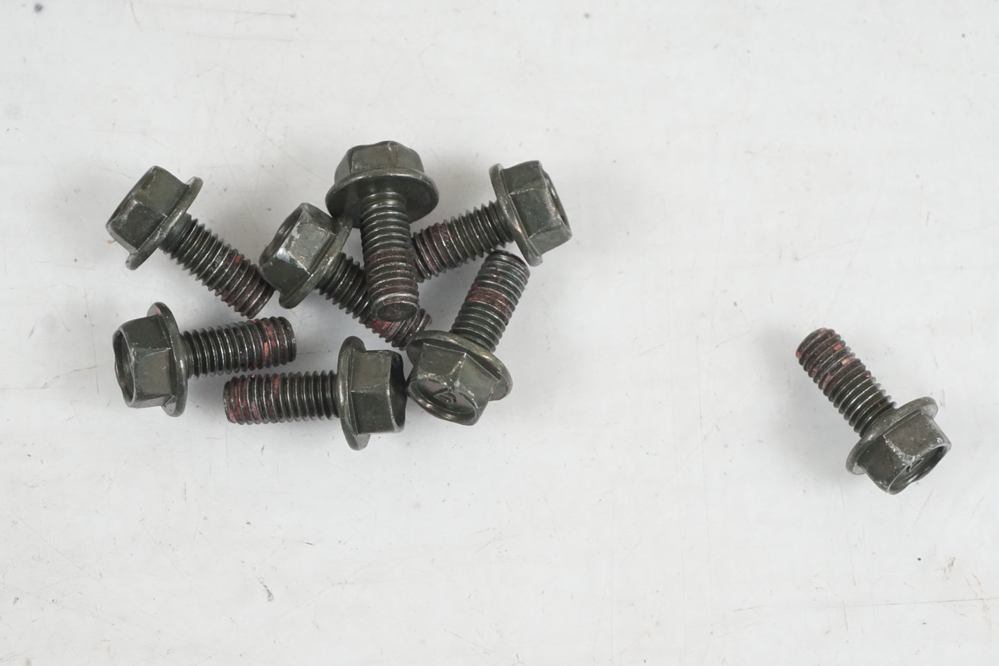 Baksidan på Bensinpump insprut från en Suzuki VZ 1600 -2005 motorcykel.