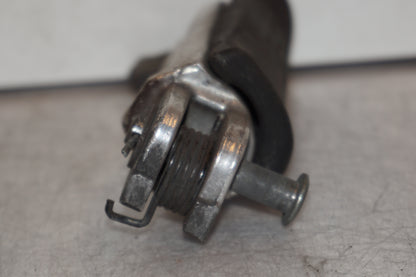 Vänster sida på Fotpinne från en Honda CBR 1000 F -1993 motorcykel.