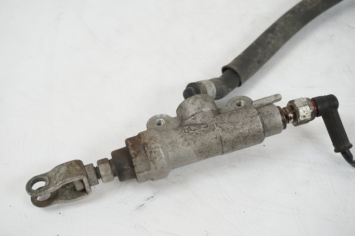 brake master cylinder