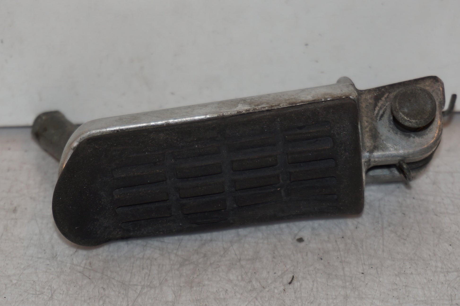 Framsidan på Fotpinne från en Honda CBR 1100 XX -1997 motorcykel.