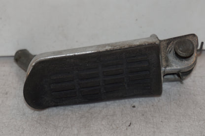 Framsidan på Fotpinne från en Honda CBR 1100 XX -1997 motorcykel.