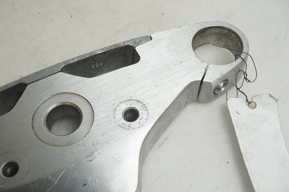 Höger sida på Gaffelkrona från en Kawasaki VN 1500 Classic Tourer -2003 motorcykel.