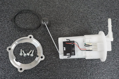 Framsidan på Bensinpump insprut från en Yamaha MT-09 Tracer -2015 motorcykel.