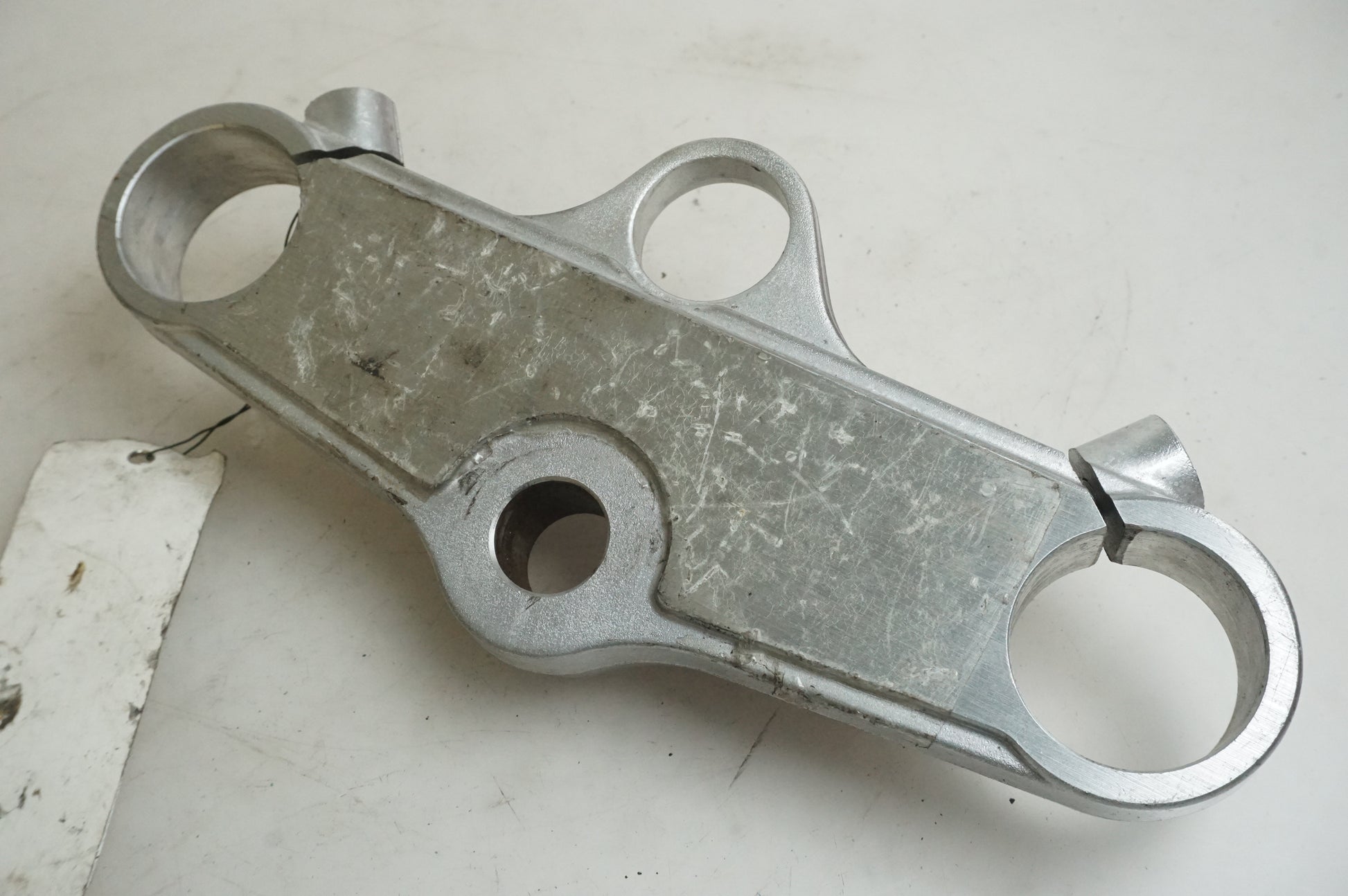 Framsidan på Gaffelkrona från en Suzuki SV 650 -2001 motorcykel.