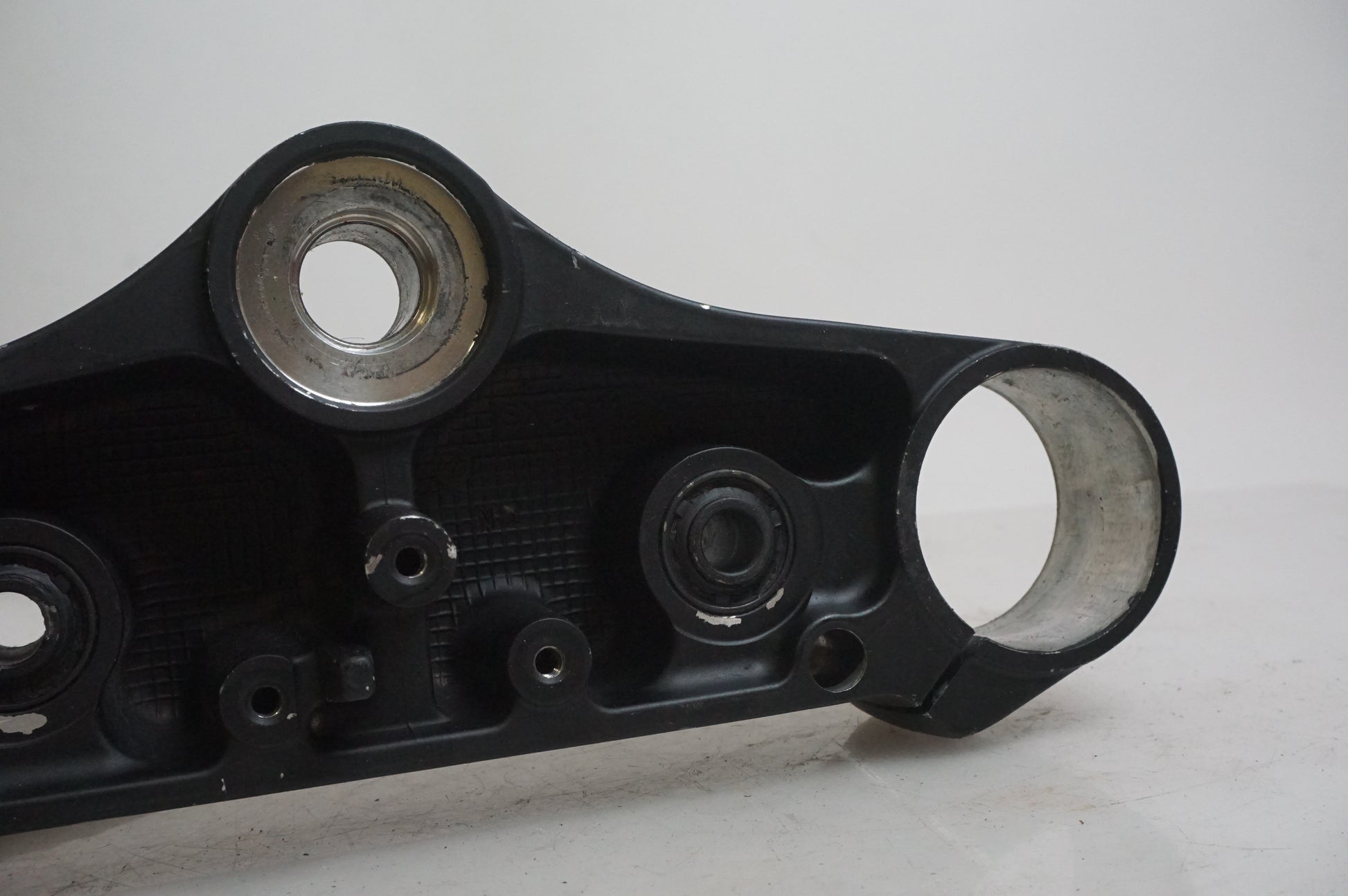 Snett uppifrån på Gaffelkrona från en Suzuki M 1800 -2009 motorcykel.