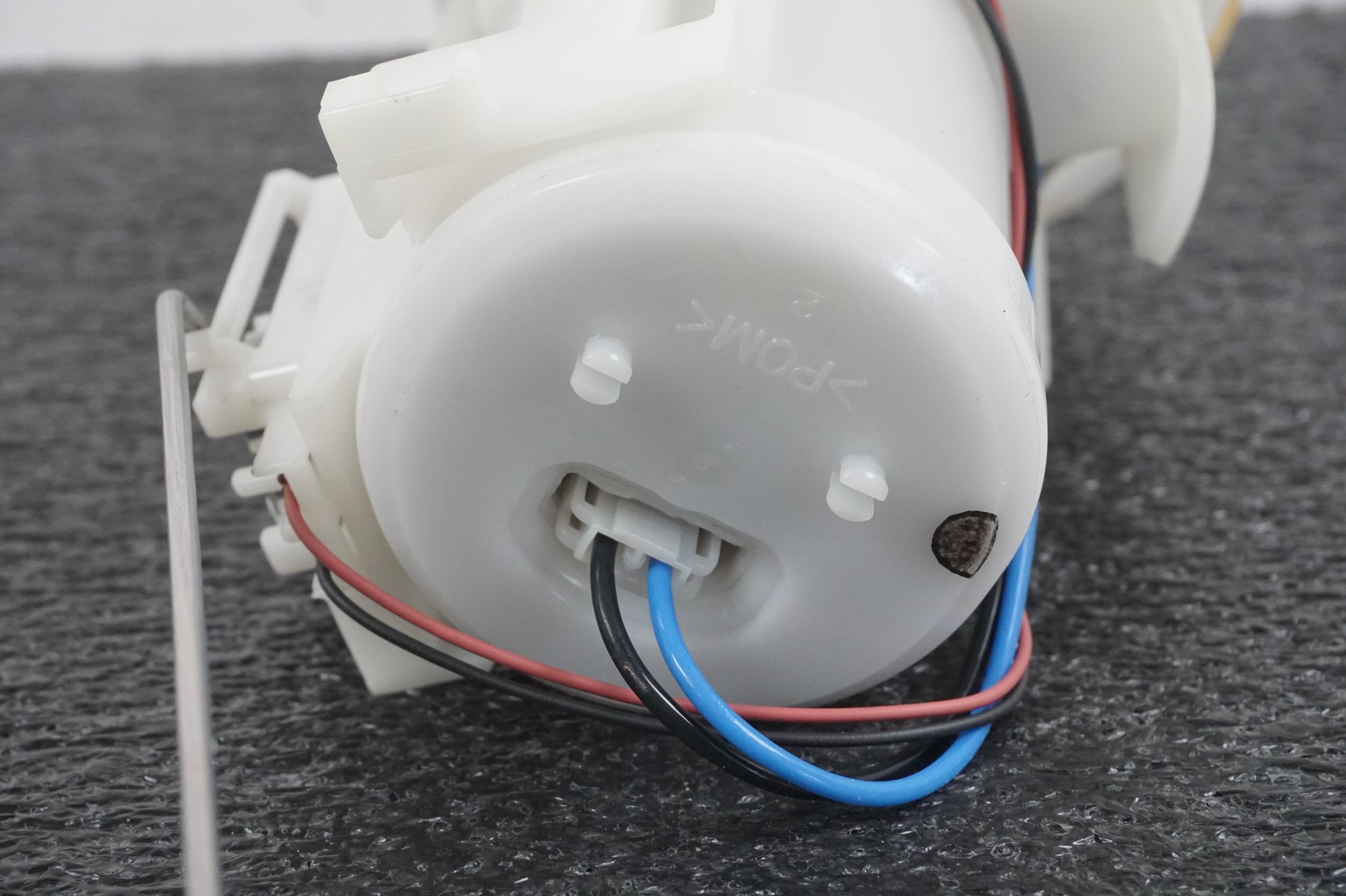 Extrabild1 på Bensinpump insprut från en Yamaha FZ1-SA -2008 motorcykel.