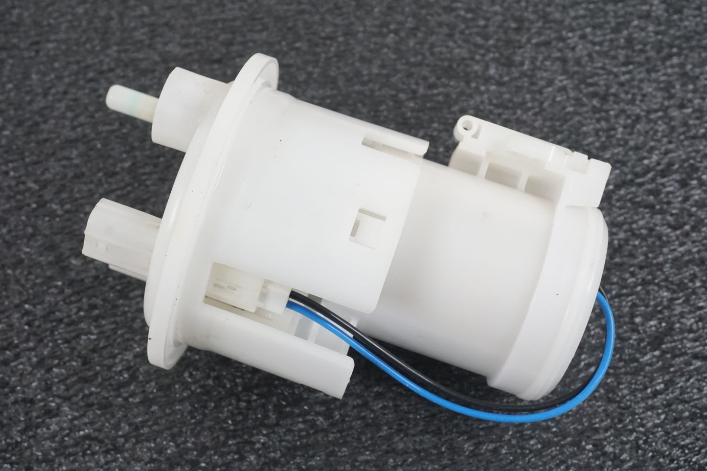 Snett uppifrån på Bensinpump insprut från en Yamaha YZF R6 -2007 motorcykel.