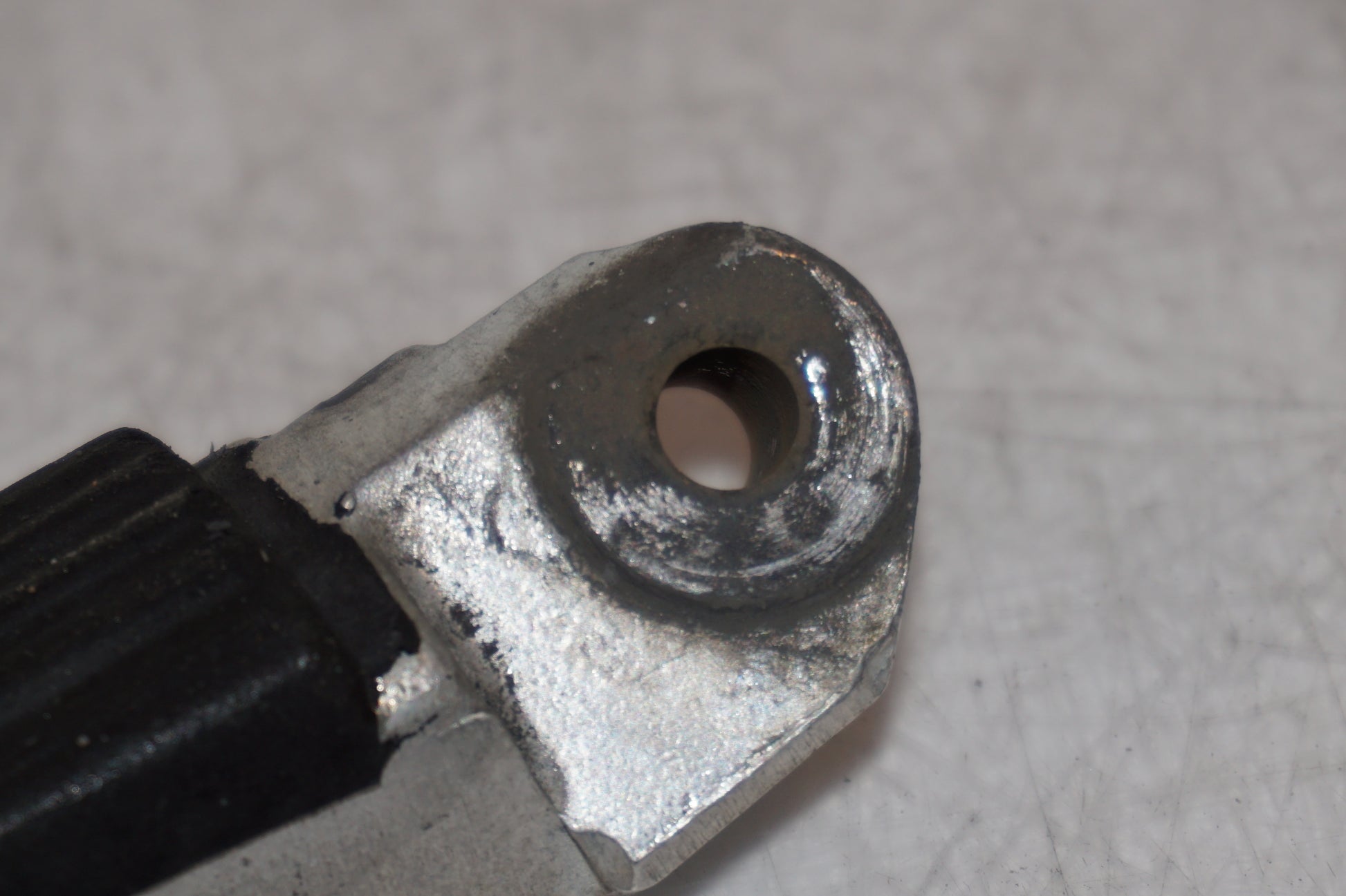 Extrabild1 på Fotpinne från en Suzuki GSX 1300 R -2003 motorcykel.