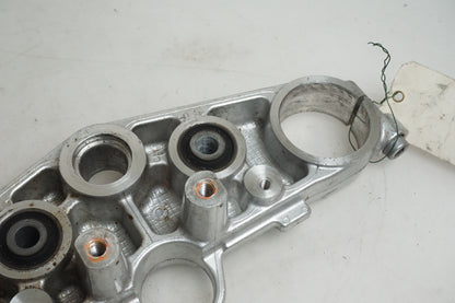 Snett uppifrån på Gaffelkrona från en Suzuki GSX 1400 -2003 motorcykel.