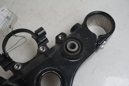 Höger sida på Gaffelkrona från en Yamaha XV 1900 -2007 motorcykel.