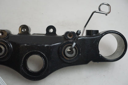 Höger sida på Gaffelkrona från en Yamaha XV 1900 -2007 motorcykel.