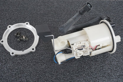 Framsidan på Bensinpump insprut från en Yamaha FJR 1300 -2002 motorcykel.