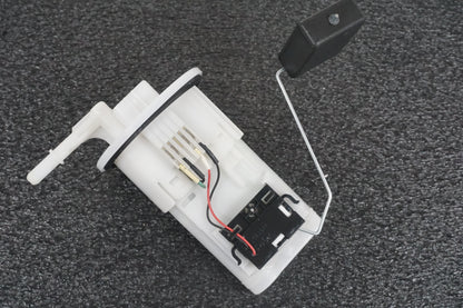 Framsidan på Bensinpump insprut från en Yamaha MT-07 -2014 motorcykel.