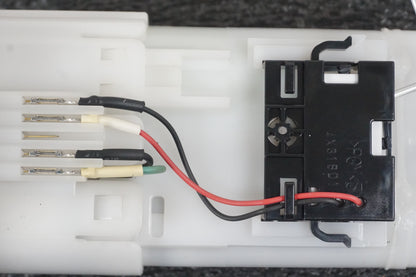 Baksidan på Bensinpump insprut från en Yamaha MT-07 -2014 motorcykel.