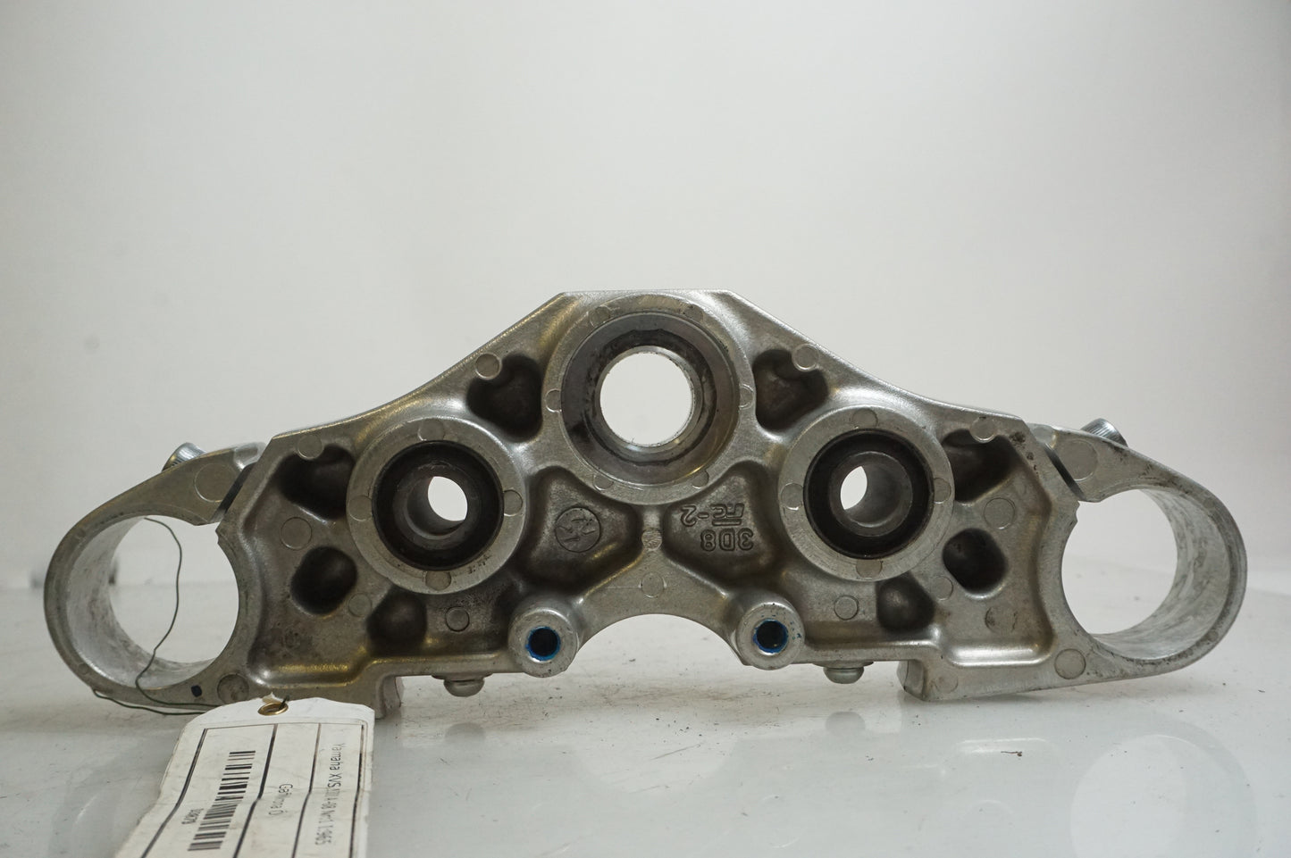 Vänster sida på Gaffelkrona från en Yamaha XVS 1300 -2008 motorcykel.