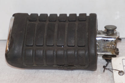 Framsidan på Fotpinne från en Honda VF 750 C -1983 motorcykel.