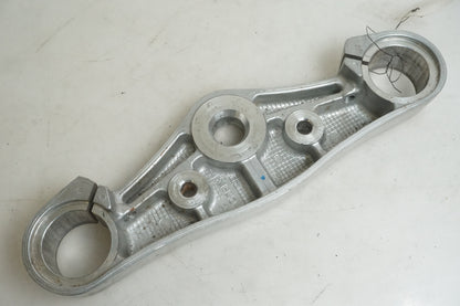 Vänster sida på Gaffelkrona från en Kawasaki VN 900 -2007 motorcykel.