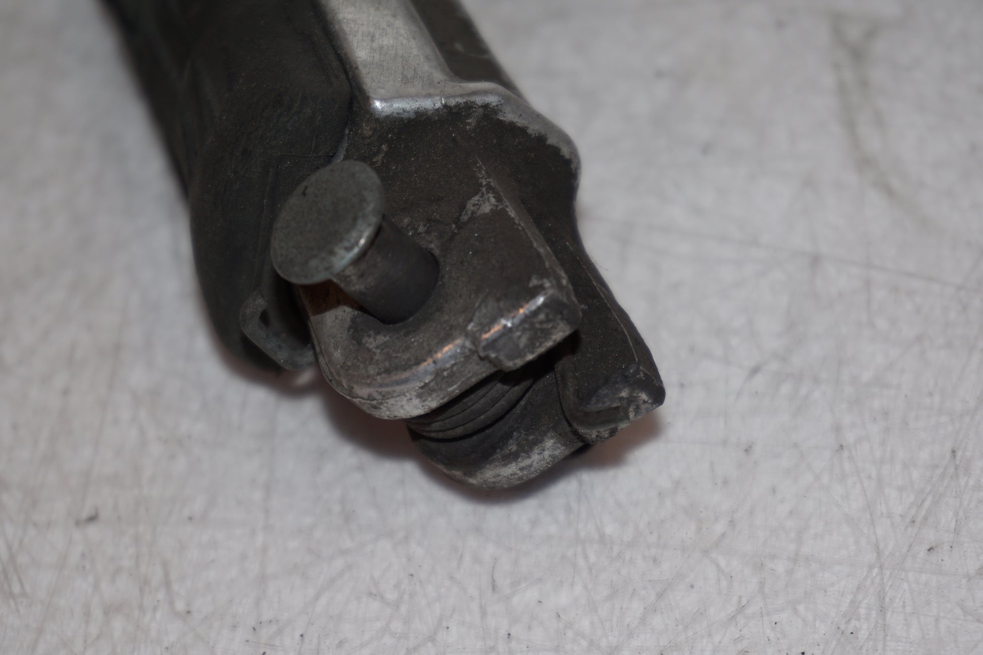 Extrabild2 på Fotpinne från en Honda CBR 1100 XX -1998 motorcykel.