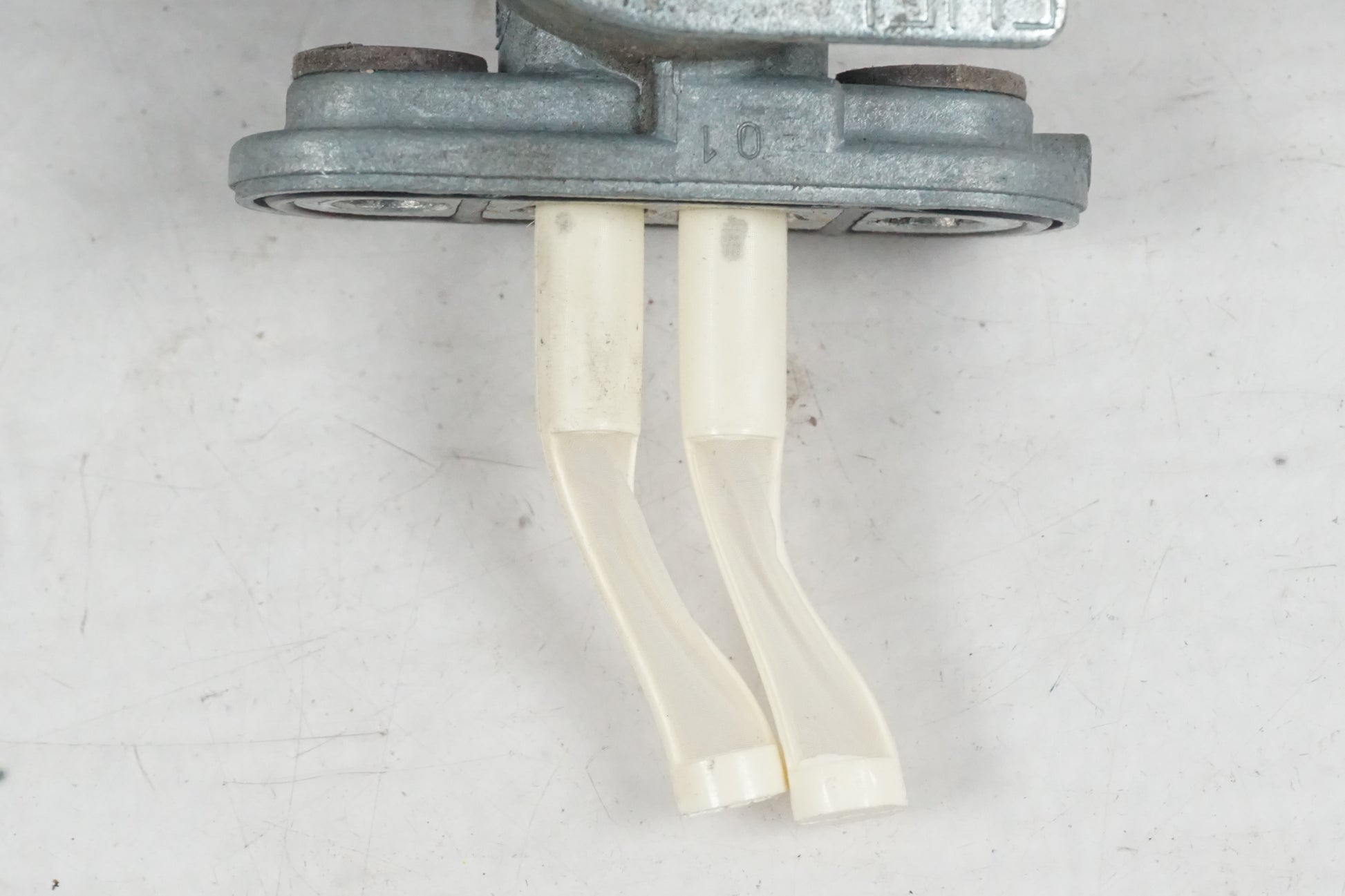 Baksidan på Bensinkran från en Yamaha YZF R6 -2000 motorcykel.