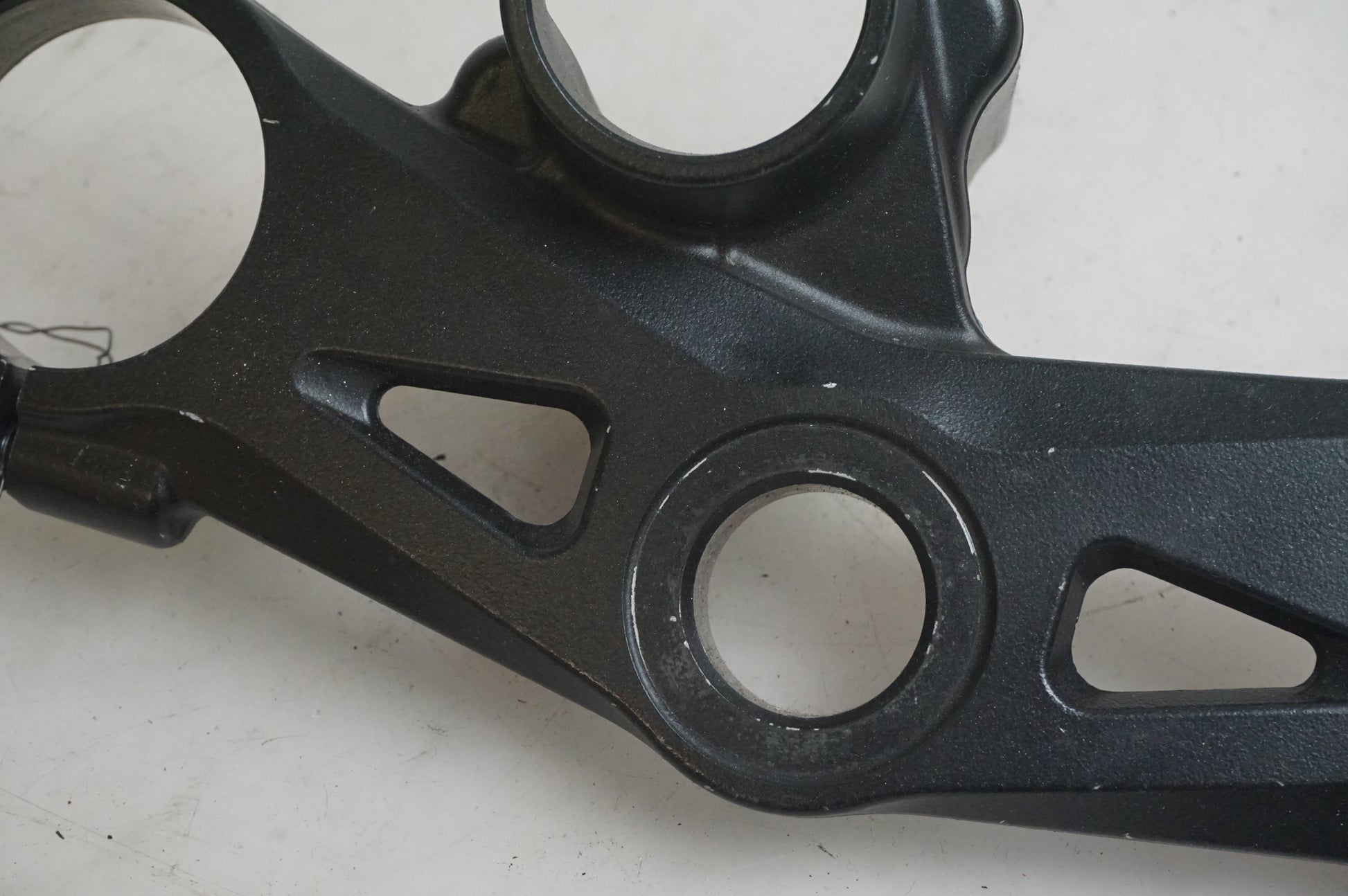 Baksidan på Gaffelkrona från en Kawasaki ZX-10R -2005 motorcykel.