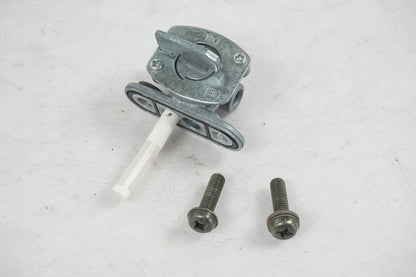 Framsidan på Bensinkran från en Yamaha YZF 1000 R -1998 motorcykel.