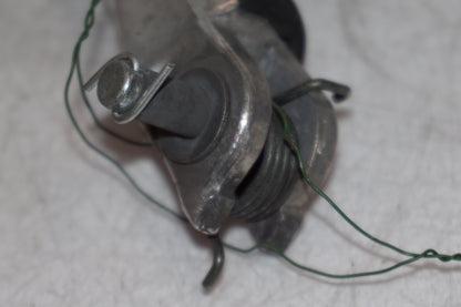 Snett nerifrån på Fotpinne från en Honda CBR 1100 XX -2001 motorcykel.