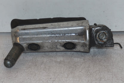 Höger sida på Fotpinne från en Honda VTR 1000 F -1997 motorcykel.