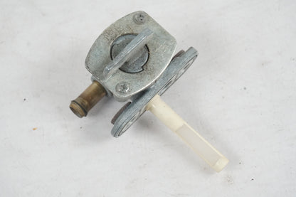 Framsidan på Bensinkran från en Yamaha YZF 1000 R -1997 motorcykel.