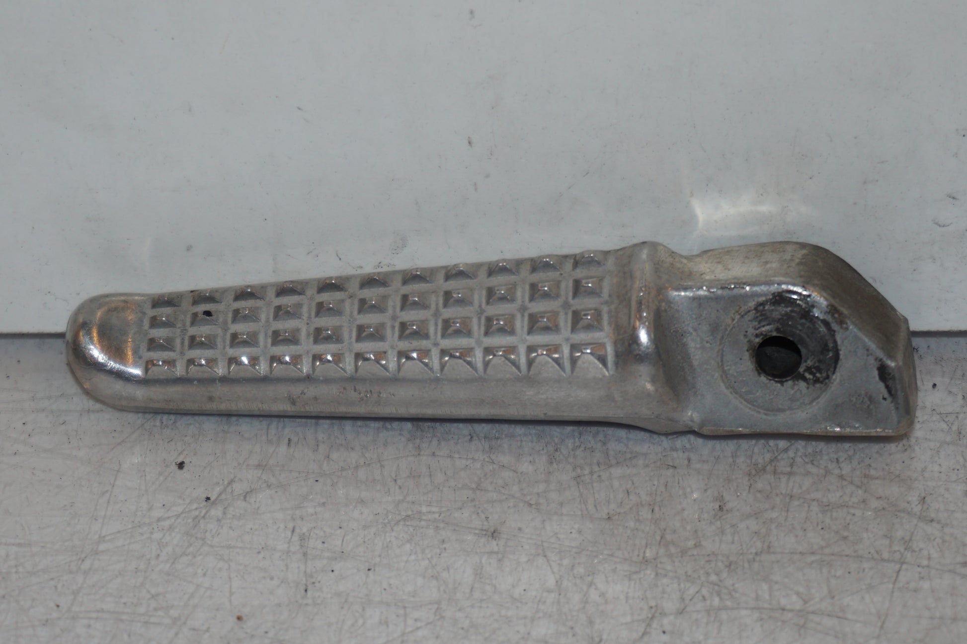 Framsidan på Fotpinne från en Honda CBR 1100 XX -1997 motorcykel.