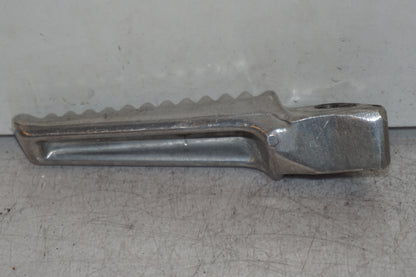 Baksidan på Fotpinne från en Honda CBR 1100 XX -1997 motorcykel.