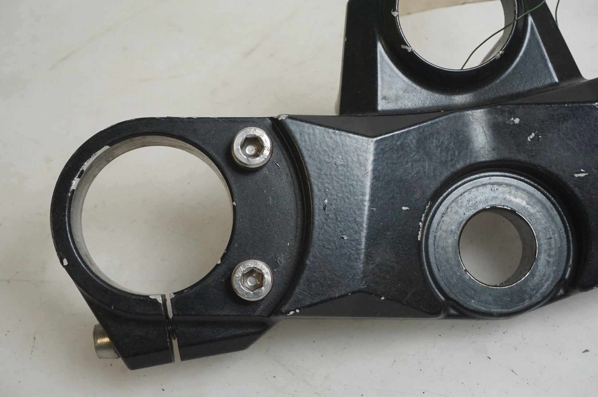 Baksidan på Gaffelkrona från en Kawasaki ZZ-R 1400 -2007 motorcykel.