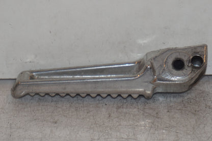 Höger sida på Fotpinne från en Honda CBR 1100 XX -2000 motorcykel.