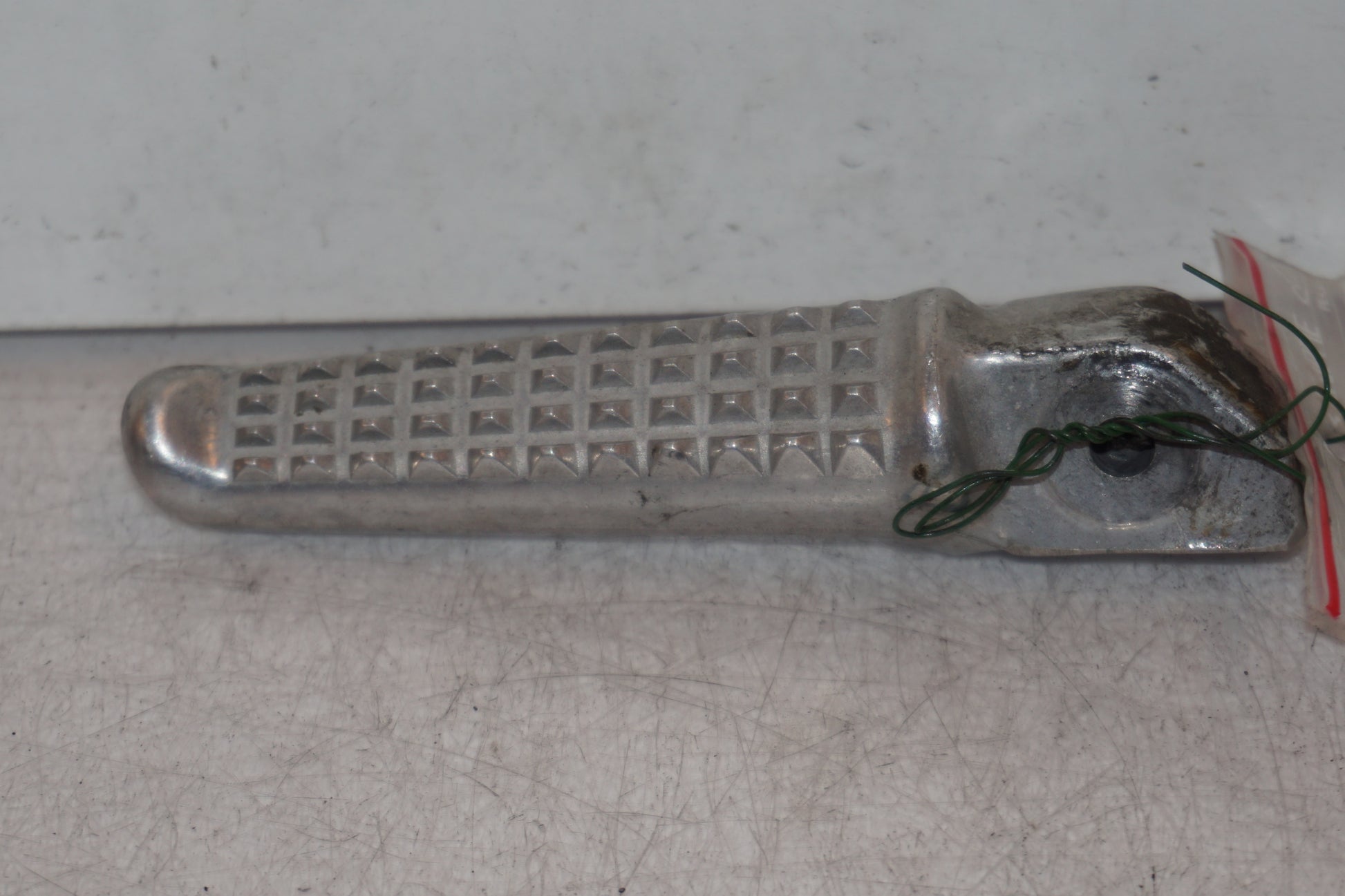 Framsidan på Fotpinne från en Honda CBR 1100 XX -1997 motorcykel.