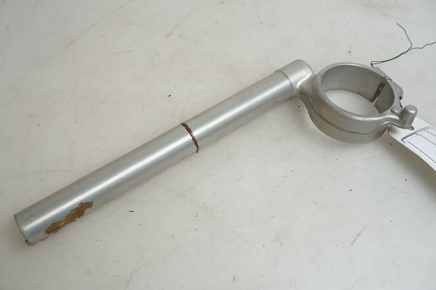 Framsidan på Styre från en Suzuki GSX-R 750 -2009 motorcykel.