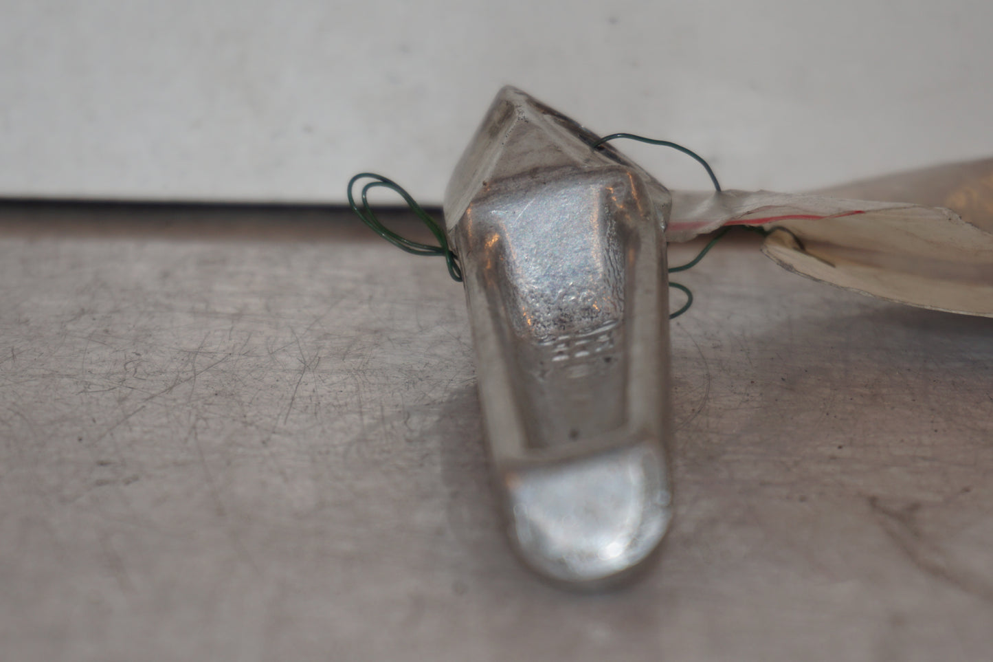 Vänster sida på Fotpinne från en Honda CBR 1100 XX -1997 motorcykel.