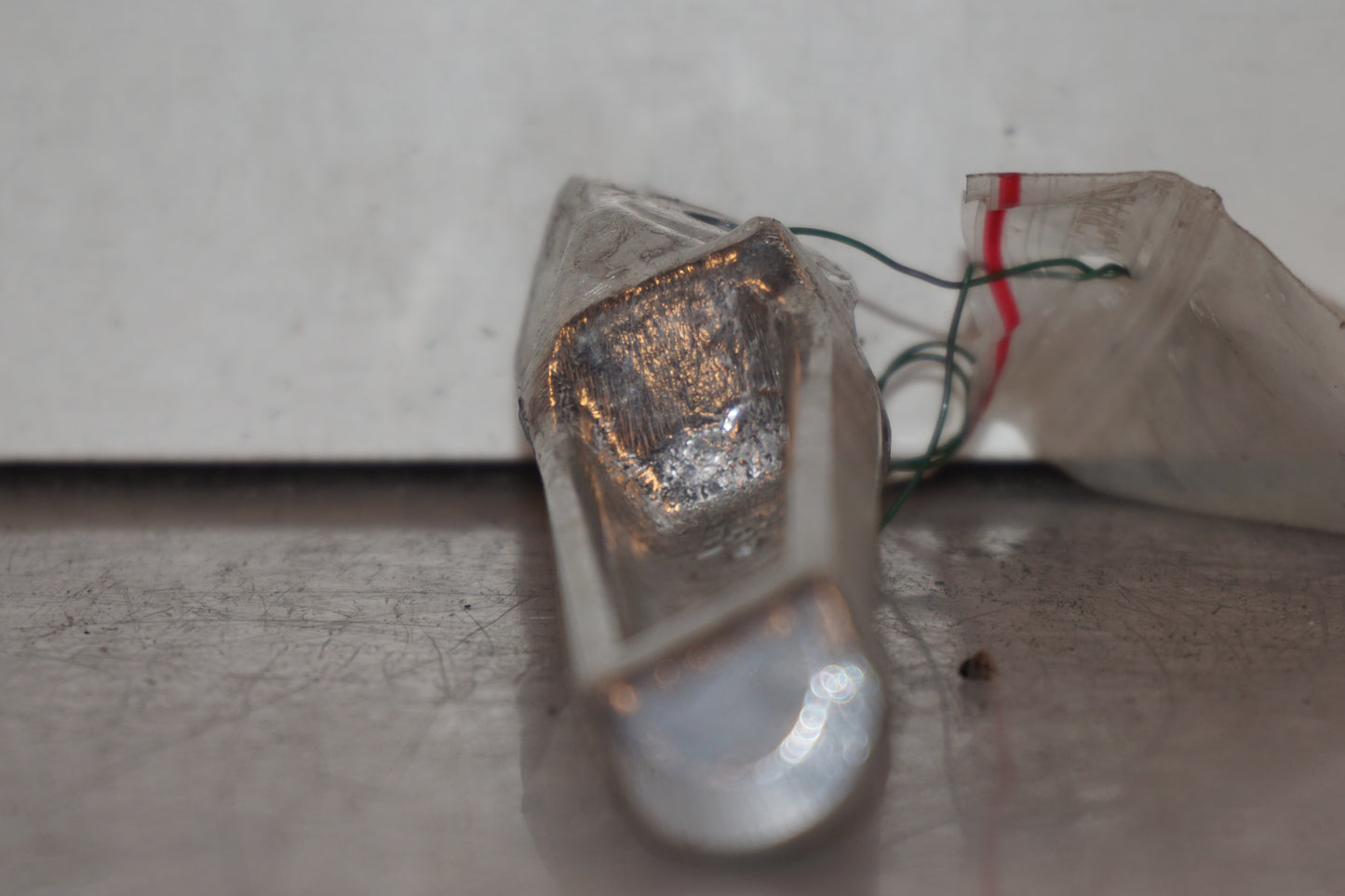 Vänster sida på Fotpinne från en Honda CBR 1100 XX -2006 motorcykel.