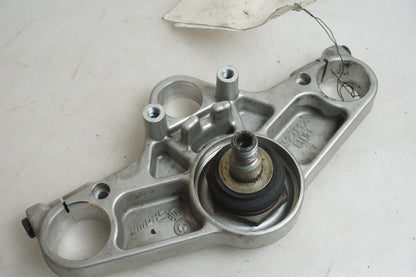 Vänster sida på Gaffelkrona från en BMW K 1200 RS -2002 motorcykel.