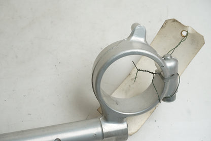 Vänster sida på Styre från en Suzuki GSX-R 750 -2009 motorcykel.