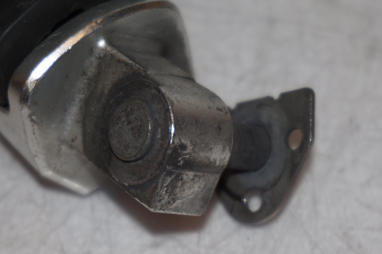 Extrabild2 på Fotpinne från en Suzuki GSX 1300 R -2009 motorcykel.