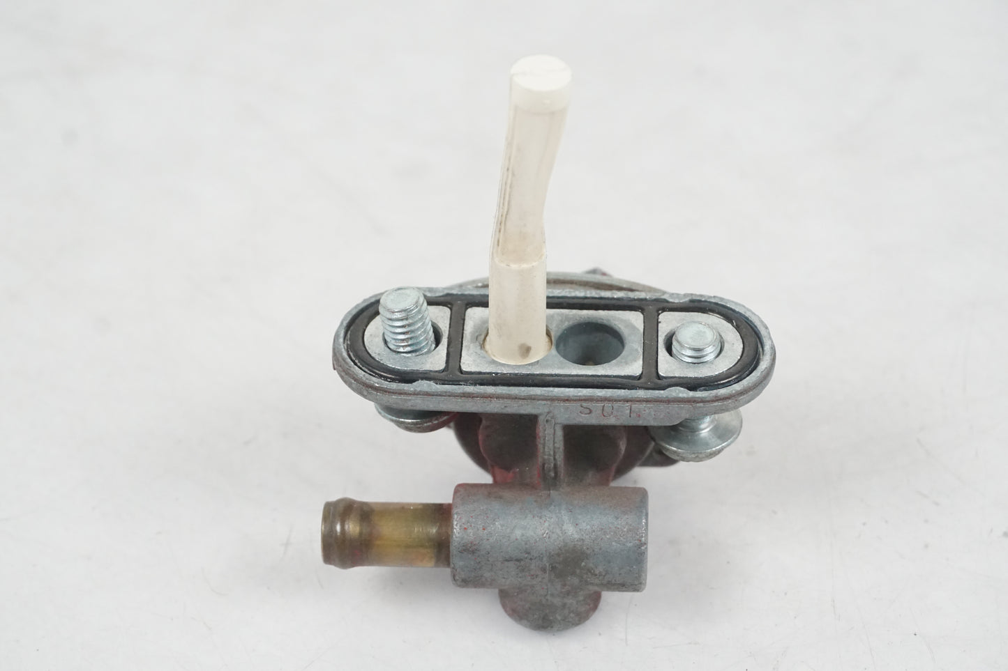 Baksidan på Bensinkran från en Yamaha YZF 1000 R1 -2000 motorcykel.